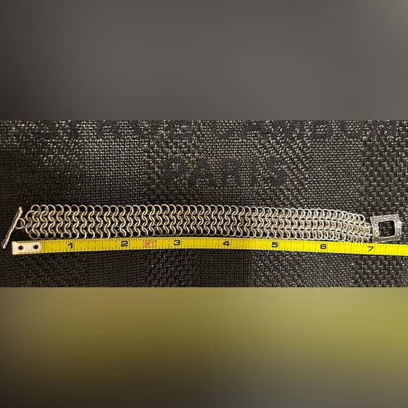 One of a kind Vintage Chainmail bracelet! - Picture 5 of 7